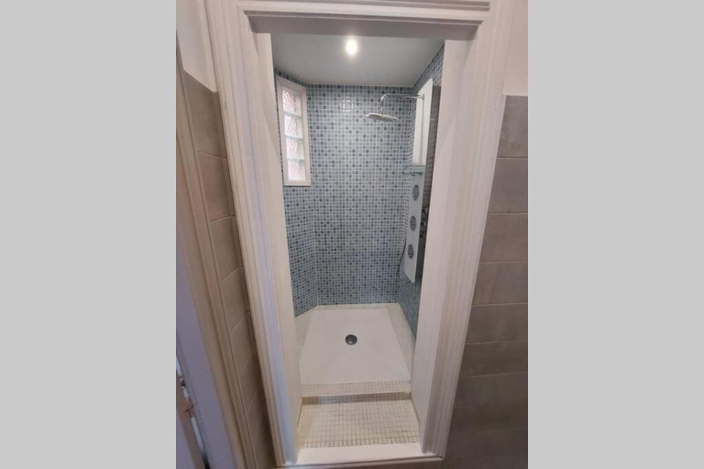 Les Clematites Apartment Narbonne Ngoại thất bức ảnh
