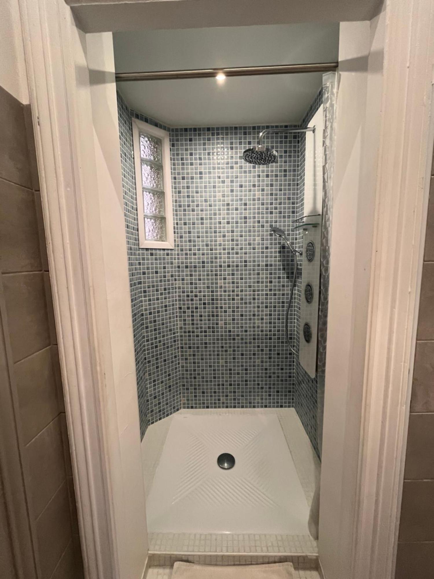 Les Clematites Apartment Narbonne Ngoại thất bức ảnh